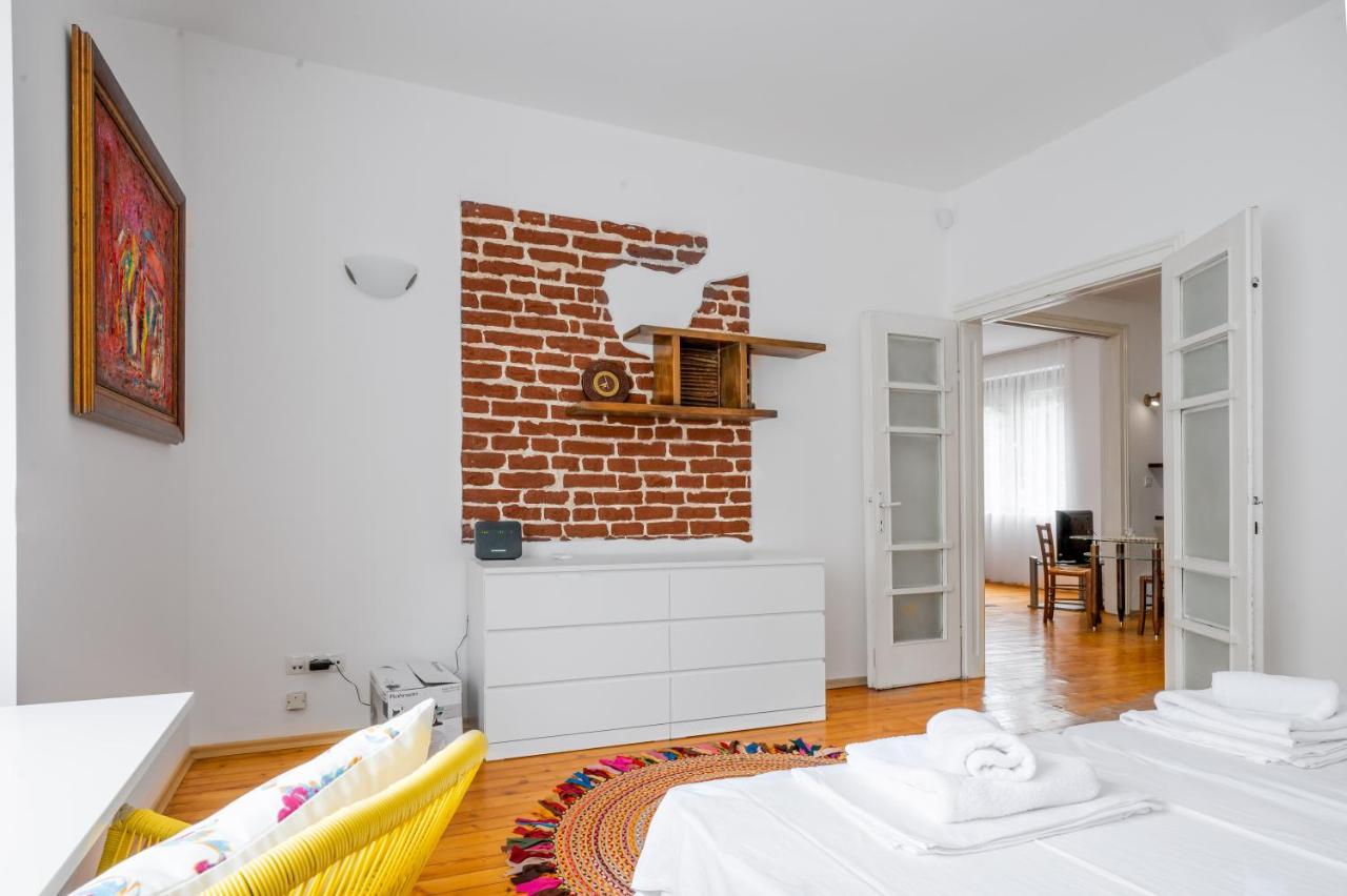 Sofia'S Vintage Gem: Spacious 2Bd Flat On Solunska Apartment Exterior foto