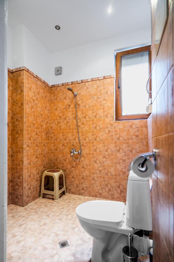 Sofia'S Vintage Gem: Spacious 2Bd Flat On Solunska Apartment Exterior foto